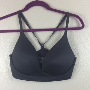 Victoria Secret Bra 34D lightly Lined plunge